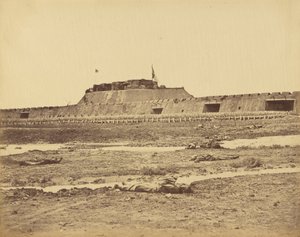 Baksiden av det nordlige fortet viser tilbaketrekningen til den kinesiske hæren, 21. august 1860 av Felice Beato
