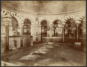 Interiør, Klippedomen, Jerusalem av Félix Bonfils
