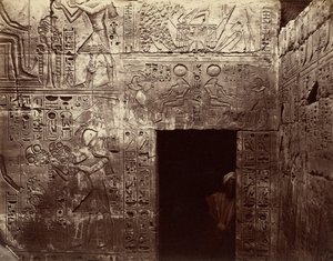 Relieffer i Amon-tempelet, Karnak av Félix Bonfils