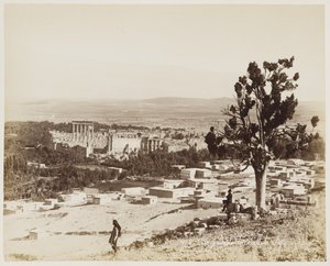 Oversikt over Baalbek, Syria #438 av Félix Bonfils