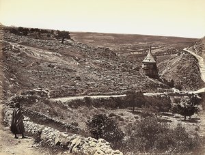 Panoramautsikt over Cedron-dalen eller Josafat, med Absaloms grav, i utkanten av Jerusalem. En mas ser på utsikten fra gaten av Félix Bonfils