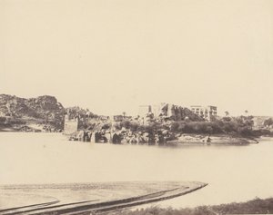 Island of Fileh Philæ, generell utsikt tatt fra sørøst ved punkt B, 1851-52, trykt 1853-54. av Félix Teynard