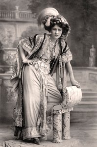 Elizabeth Firth , skuespillerinne, 1908.