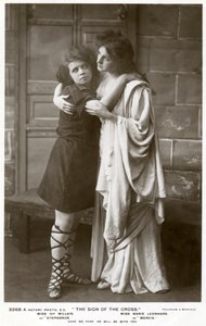 Ivy Millais og Marie Leonhard, skuespillerinner, ca 1900-tallet. av Foulsham and Banfield