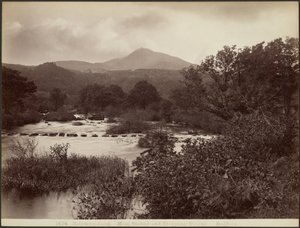 Bettws-y-Coed. Moel Siabod og vadesteiner av Francis Bedford