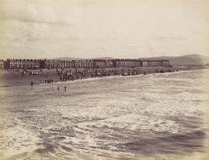 Rhyl, fra havet, 1870-tallet. av Francis Bedford