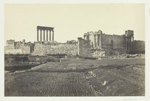 Baalbec, fra sør, 1857. av Francis Frith