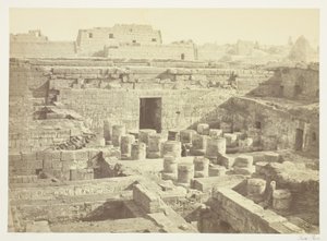 Ny utgraving ved Medinet-Habu av Francis Frith