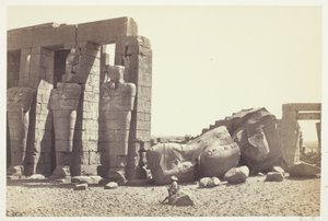 Osiride-søyler og Great Fallen Colossus av Francis Frith