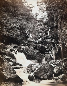 Elvelandskap nær Derwentwater i Storbritannia. av Francis Frith