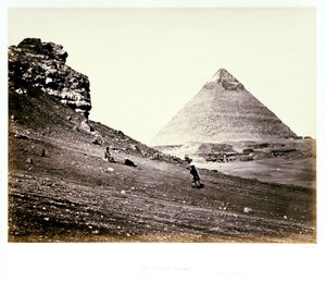 Den andre pyramiden, fra sørøst av Francis Frith