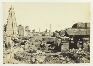 Utsikt ved Karnac, fra granittpylonen, 1857. av Francis Frith