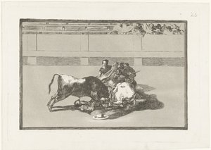 En picador har blitt slått av hesten sin og ligger under oksen Caida de un picador de su caballo debajo del toro La Tauromaquia (serietittel) Tyrefekting (serietittel) av Francisco de Goya