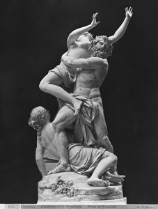 Voldtekt av Proserpina av Pluto mens en av hennes følgesvenner holder henne tilbake, 1699 (gipsstøpt av marmor) (se også 346173)
