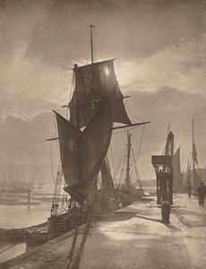 Solskinn og skygge, 1890-tallet. av Frank Meadow Sutcliffe