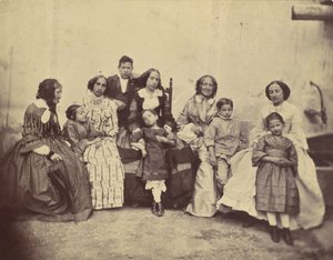 [Ti medlemmer av Antoine-familien], 1850-60-tallet.