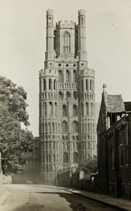 Ely-katedralen: Vesttårnet fra galleriet