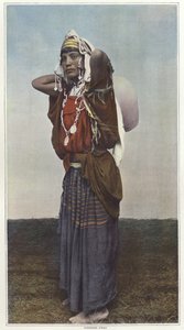 En kvinnelig vannbærer i Tunisia av French Photographer