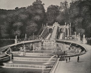 Cascade in the Park of St Cloud (s/hvitt bilde) av French Photographer