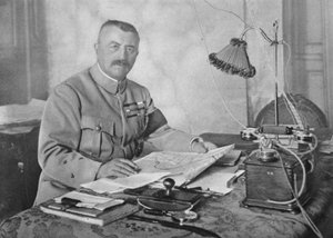 General Franchet dEsperey, øverstkommanderende for de allierte hærene på Balkan, 1914-19 av French Photographer