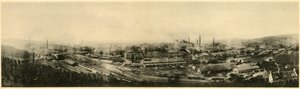 Le Creusot, panoramautsikt fra Album des Fers et Aaciers fra selskapet Schneider & Cie, 1895 av French Photographer