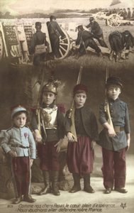 Som våre kjære fedre, våre hjerter fylt av håp, ønsker vi å gå og forsvare vårt Frankrike (fargebilde) av French Photographer