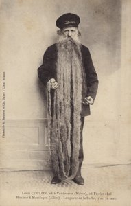 Mann med ekstremt langt skjegg av French Photographer