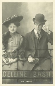 På bussen (s/hvitt bilde) av French Photographer