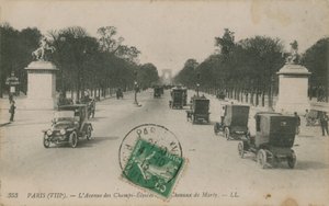 Paris - Avenue des Champs-Elysees. Postkort sendt i 1913. av French Photographer