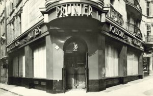Prunier Restaurant (s/hvitt bilde) av French Photographer
