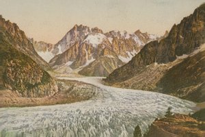 Vakker utsikt over fjell og isbre. Postkort sendt i 1913. av French Photographer
