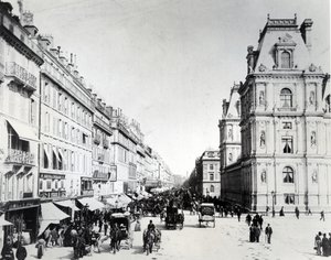 Rue de Rivoli og det nye Hotel de Ville, ca. 1882 av French Photographer