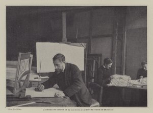 Sporings- og syverksted ved Beauvais Tapestry Manufacture, Frankrike (s/hvitt-bilde) av French Photographer