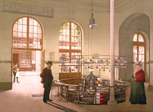 Vichy kildevann selges i glass på Grande Grille-kilden, 1890-1900 av French Photographer
