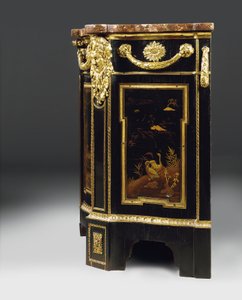 En sen Ludvig XV-kommode, ca. 1763-70 av French School