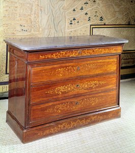 Kommode, Louis-Philippe-perioden (tre)