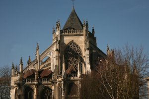 Viser utsikt over østenden av kirken av French School