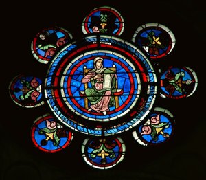 Detalj fra nordrosevinduet som viser retorikk fra Liberal Arts av French School