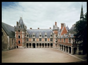 Fasade av Ludvig XII-fløyen, 1498-1503 av French School