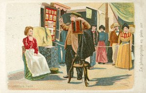 Fotograf som jobber utendørs (chromolitho) av French School