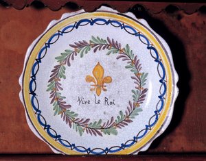 Revolusjonær plate med monarkistisk motiv (lilje) og inskripsjonen "Lenge leve kongen" 1790 Nevers. Frederic Blandin-museet av French School