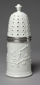 Sukkerstøper, produsent Saint Cloud Porcelain Factory, ca. 1732-1738 av French School