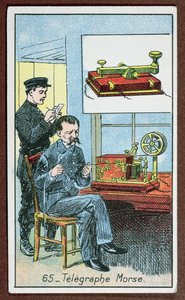 Oppfinnelsen av telegrafi med morsekode, nummer 65 i en serie kort som viser store oppfinnelser, ca. 1910 av French School