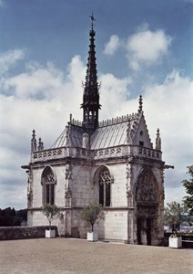 Utsikt over Chapelle Saint-Hubert i Chateau Amboise, ferdigstilt i 1493 av French School