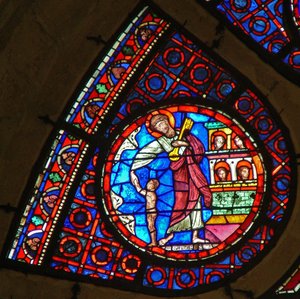 Window Ww som viser St Peter med nøkkelen til himmelen av French School