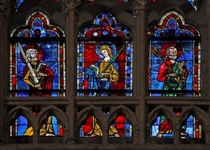 Vindu w101 som viser St. Paul, St. Jude og St. Peter av French School