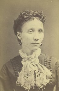 Uten tittel Portrait of Woman, 185099. av G. C. Gilchrest