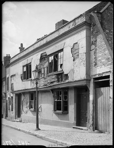 11- 12 Cook Street, Coventry, Coventry, Coventry, 1941. av George Bernard Mason