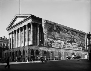 Rådhuset, Victoria Square, Birmingham, 1941. av George Bernard Mason