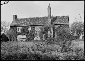 Peel Hall, Manchester, 1942. av George Bernard Wood